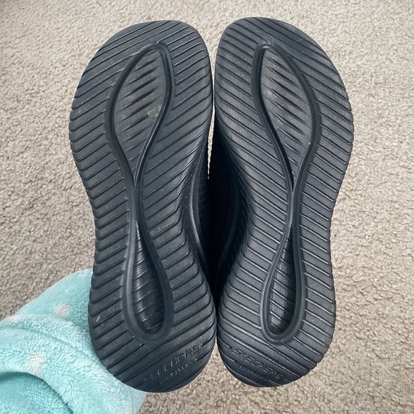 New Sketchers Slip In Air Cooled Memory Foam Black Comfy Shoes Boys Size 3.5 - Picture 5 of 9